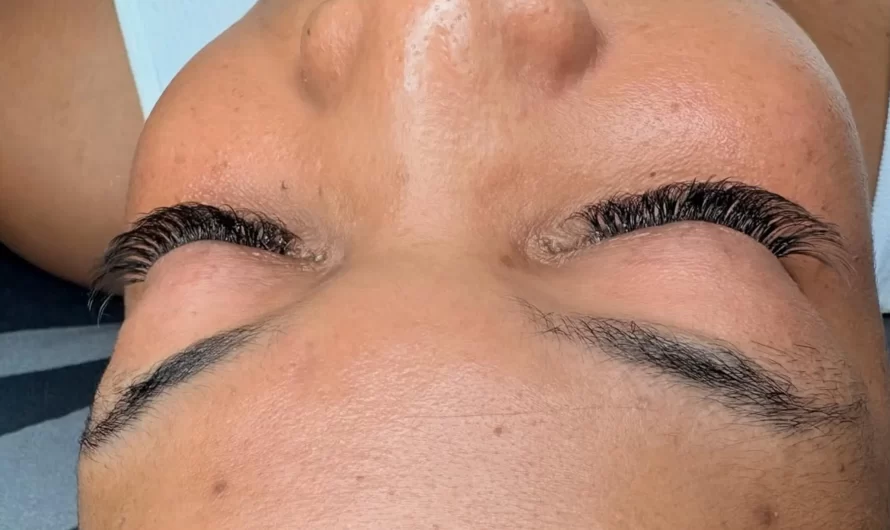 Should I Get a Lash Fill or a New Set?